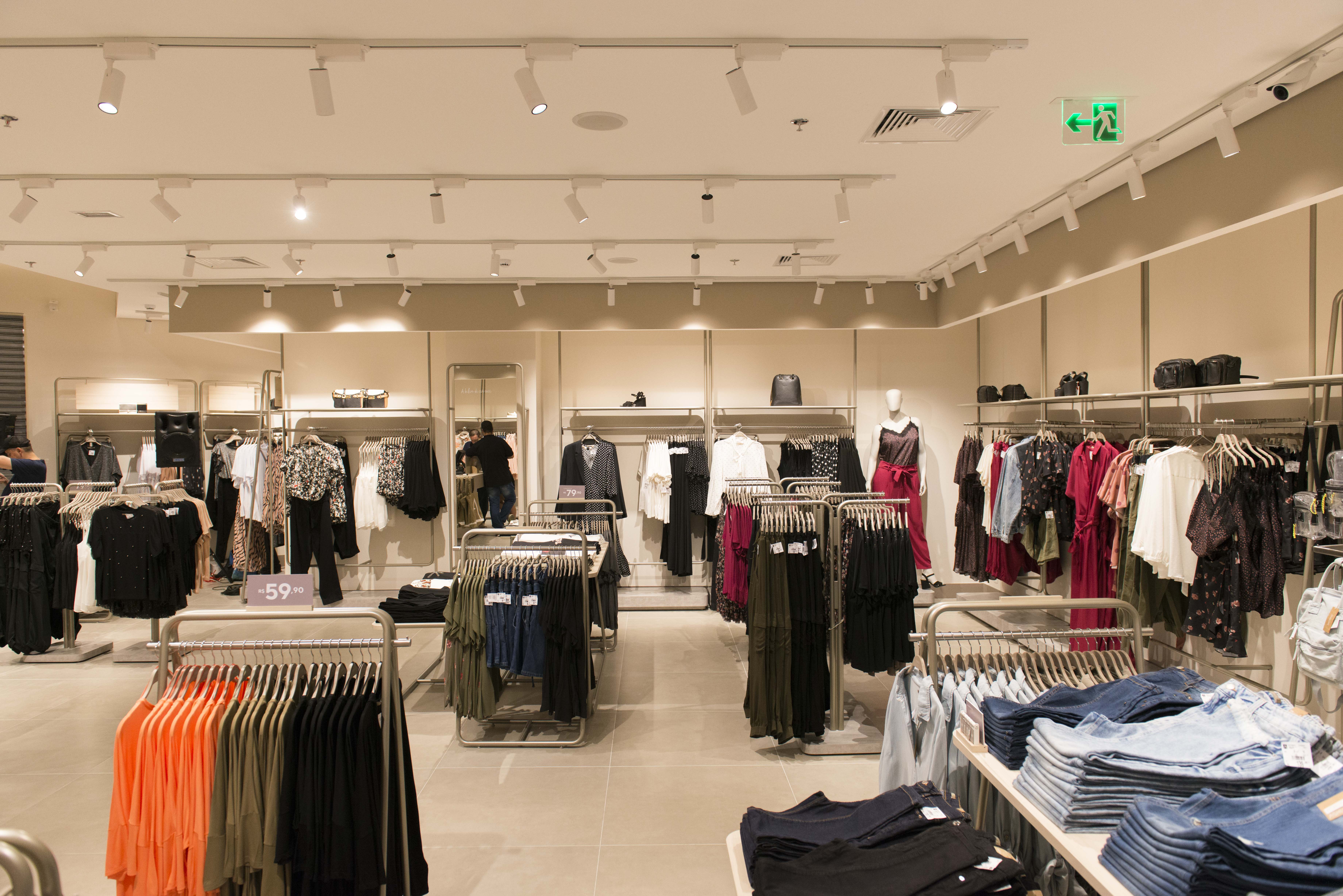20191211_LF_prandix_Ashua_ShoppingABC12-
